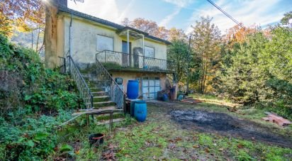 Maison T2 à Esqueiros, Nevogilde e Travassós de 136 m²