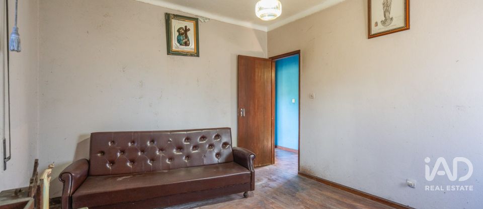 House T2 in Esqueiros, Nevogilde e Travassós of 136 m²