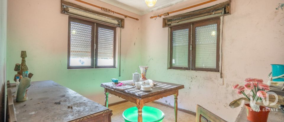 House T2 in Esqueiros, Nevogilde e Travassós of 136 m²