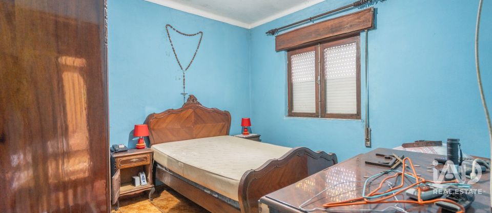 House T2 in Esqueiros, Nevogilde e Travassós of 136 m²