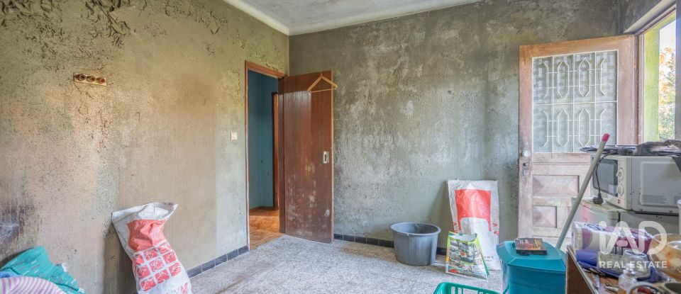 House T2 in Esqueiros, Nevogilde e Travassós of 136 m²