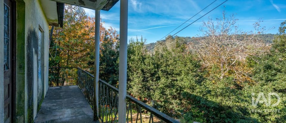 House T2 in Esqueiros, Nevogilde e Travassós of 136 m²