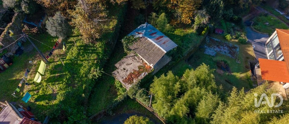 Terrain à Esqueiros, Nevogilde e Travassós de 266 m²