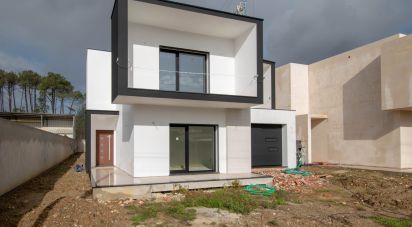Gîte T4 à Maceira de 194 m²
