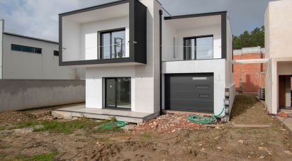 Gîte T4 à Maceira de 194 m²