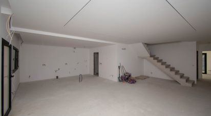 Gîte T4 à Maceira de 194 m²