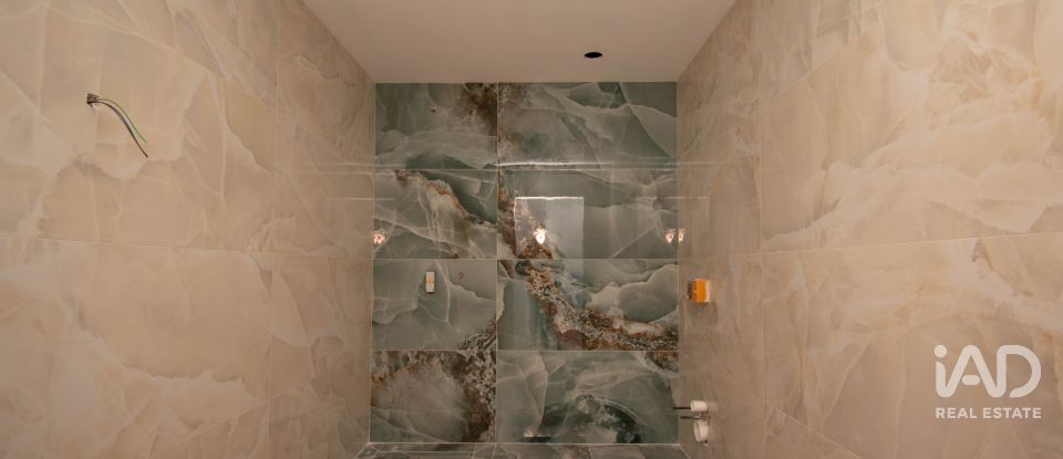 Gîte T4 à Maceira de 194 m²