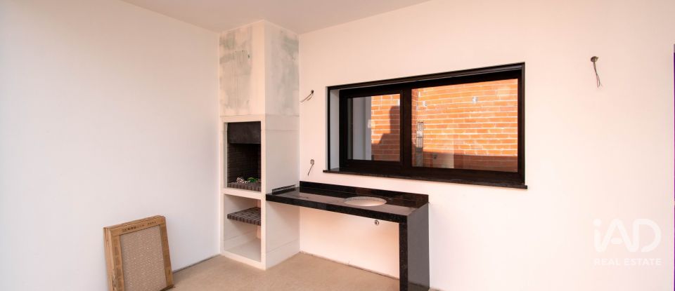 Gîte T4 à Maceira de 194 m²