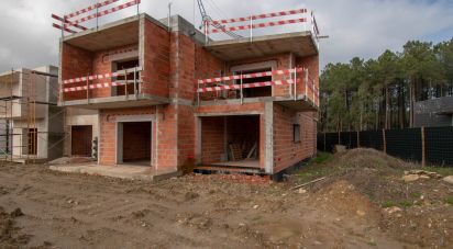 Gîte T4 à Maceira de 194 m²