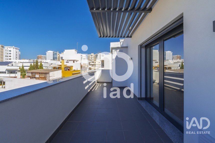 Duplex T3 à Faro (Sé e São Pedro) de 196 m²