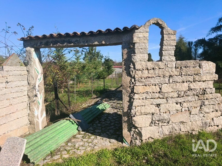 Domaine T0 à Ervedal e Vila Franca da Beira de 1 890 m²