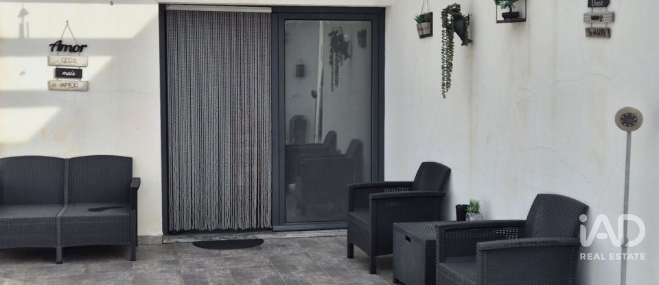 Moradia térrea T2 em Alenquer (Santo Estêvão e Triana) de 60 m²