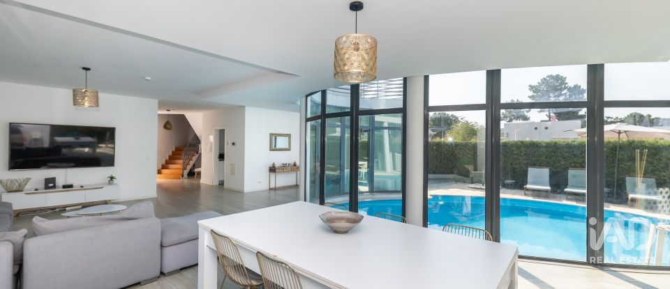 House T4 in Quinta do Anjo of 200 m²