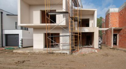 Lodge T4 in Maceira of 194 m²