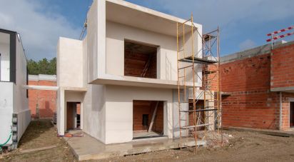 Lodge T4 in Maceira of 194 m²