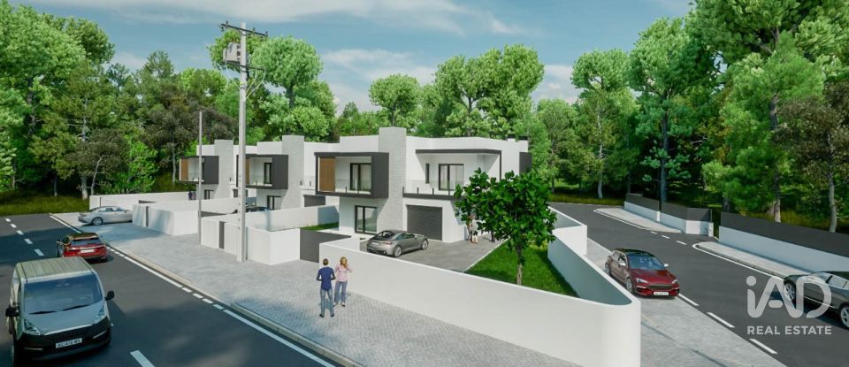 Casa T4 em Maceira de 194 m²