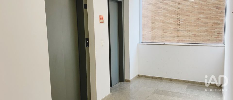 Apartamento T1 em Santa Clara de 86 m²