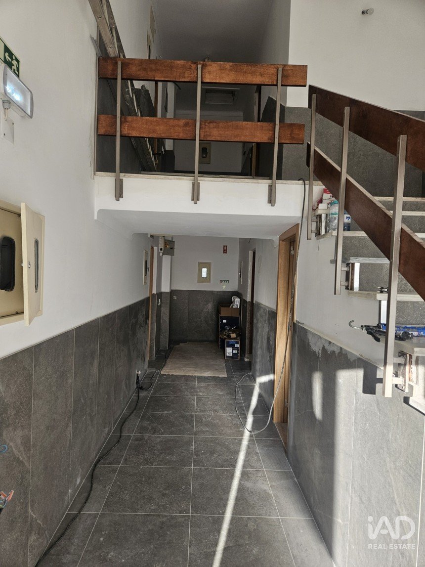 Apartment T3 in Santa Clara e Castelo Viegas of 146 m²