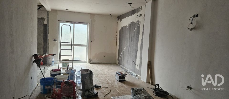 Apartment T3 in Santa Clara e Castelo Viegas of 146 m²