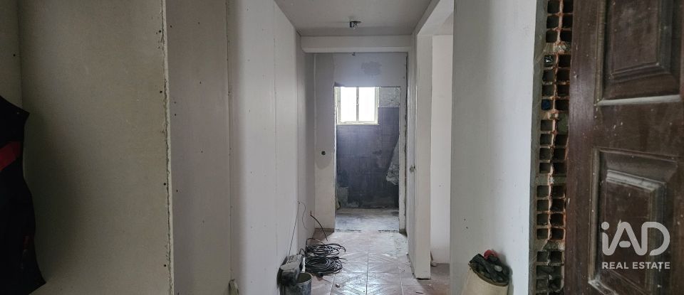 Apartment T3 in Santa Clara e Castelo Viegas of 146 m²