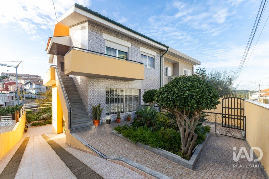 Casa / moradia T2 em Custóias, Leça do Balio e Guifões de 145 m²