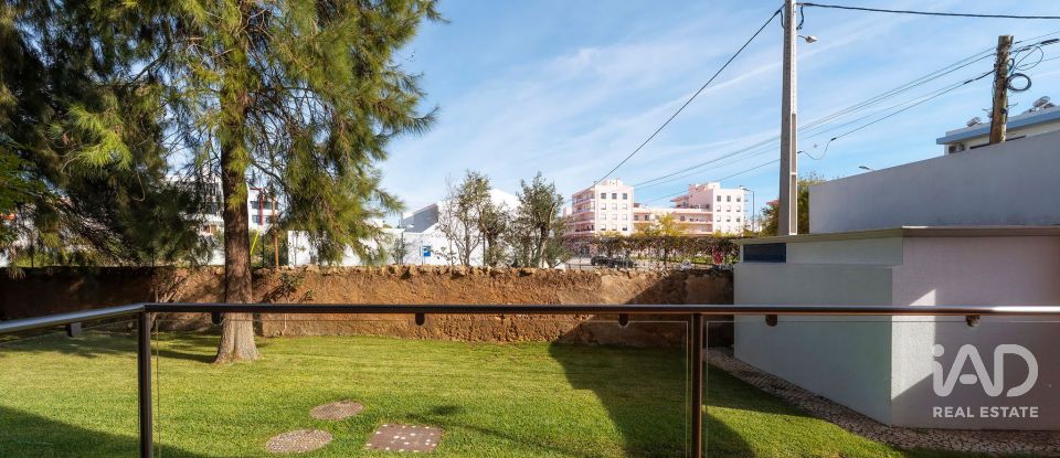 Apartamento T3 em Loulé (São Clemente) de 110 m²