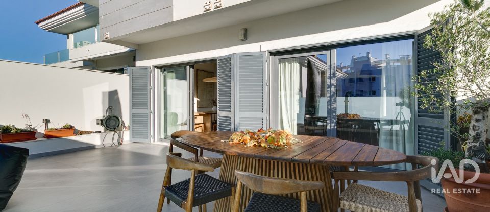 Casa / moradia T3 em Cascais e Estoril de 207 m²
