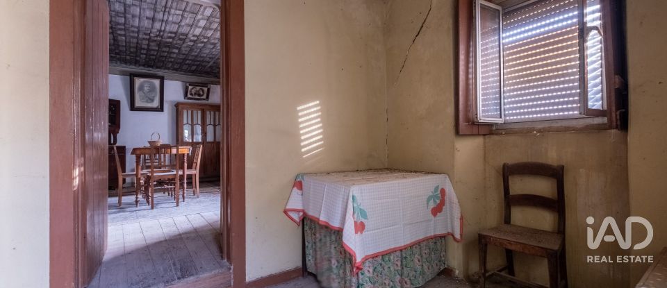 Casa de Campo T4 em Aguda de 180 m²