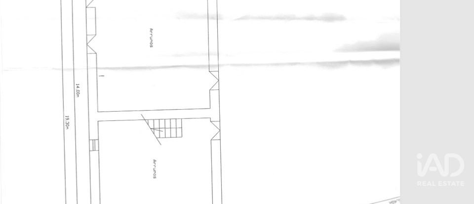 Casa de Campo T4 em Aguda de 180 m²