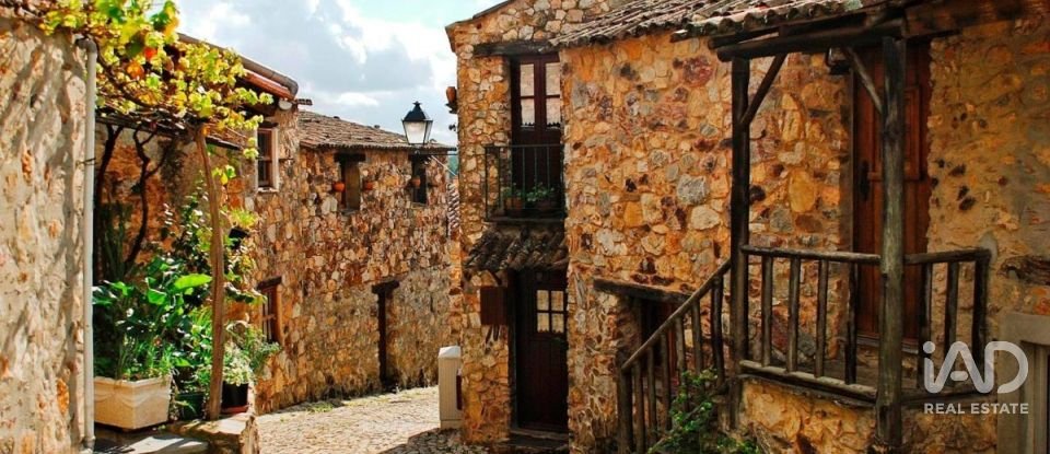 Casa de Campo T4 em Aguda de 180 m²