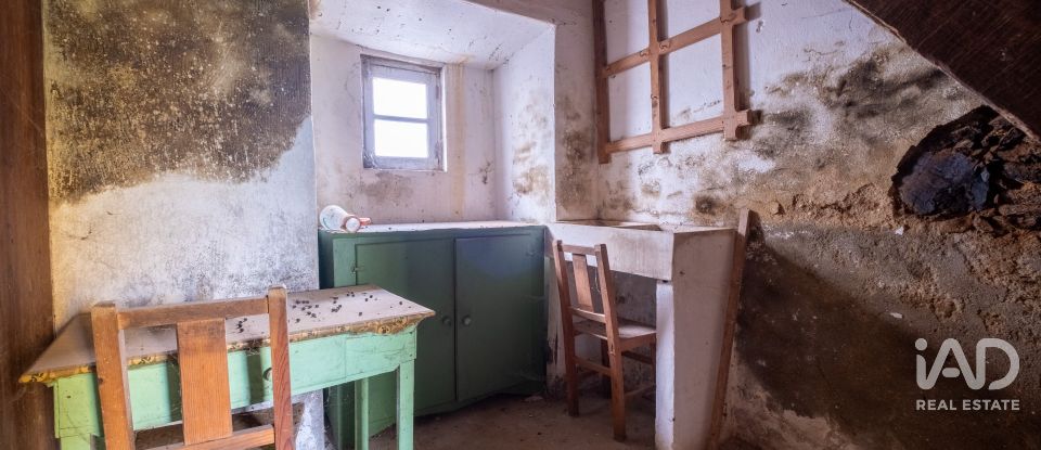 Casa de Campo T4 em Aguda de 180 m²