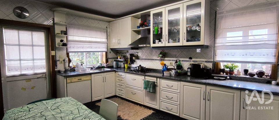 House T4 in Custóias, Leça do Balio e Guifões of 294 m²