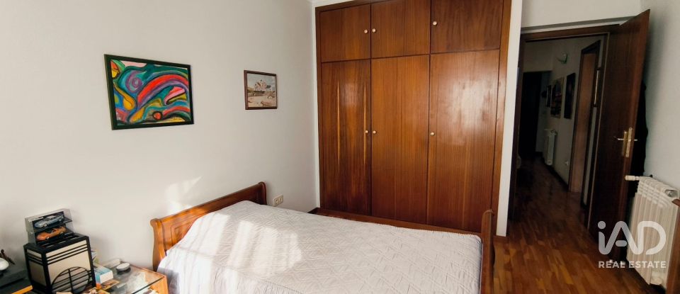 House T4 in Custóias, Leça do Balio e Guifões of 294 m²