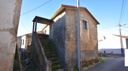House T3 in Lousã e Vilarinho of 200 m²