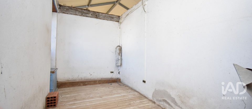 House T3 in Lousã e Vilarinho of 200 m²