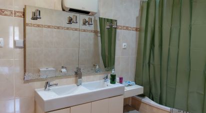 House T2 in Casegas e Ourondo of 256 m²