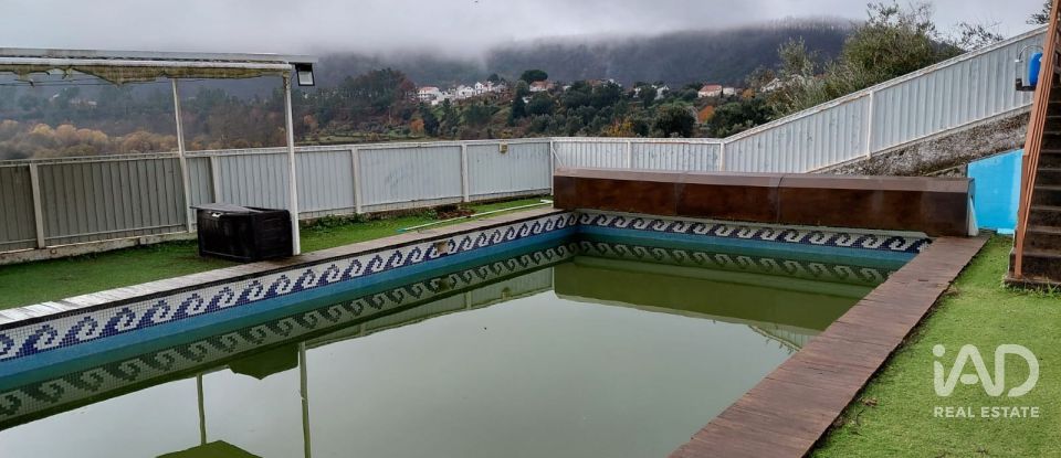 House T2 in Casegas e Ourondo of 256 m²