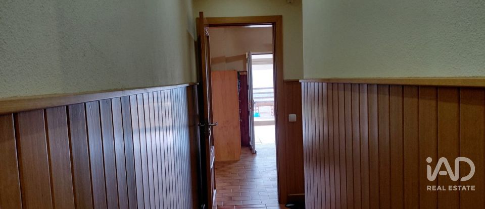 House T2 in Casegas e Ourondo of 256 m²