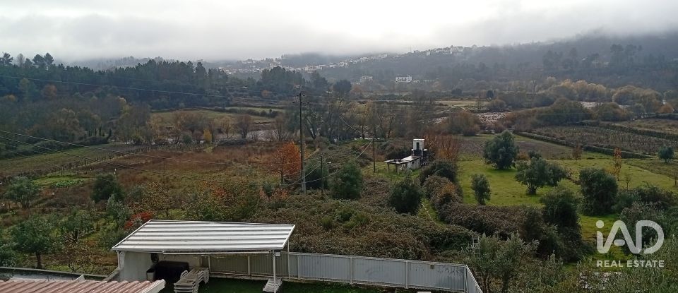 House T2 in Casegas e Ourondo of 256 m²