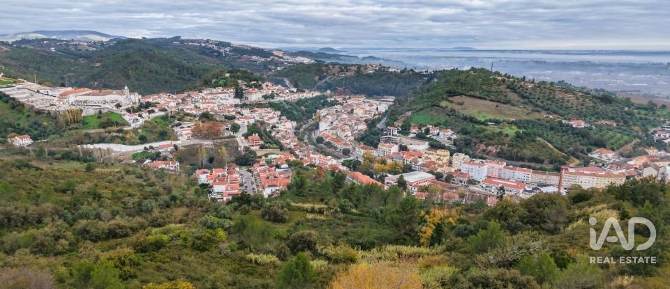 Terrain à bâtir à Alenquer (Santo Estêvão e Triana) de 189 m²
