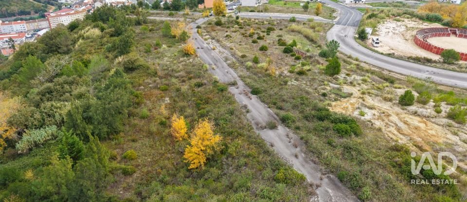 Terrain à bâtir à Alenquer (Santo Estêvão e Triana) de 189 m²