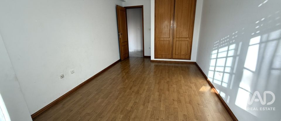 Appartement T2 à Fernão Ferro de 82 m²