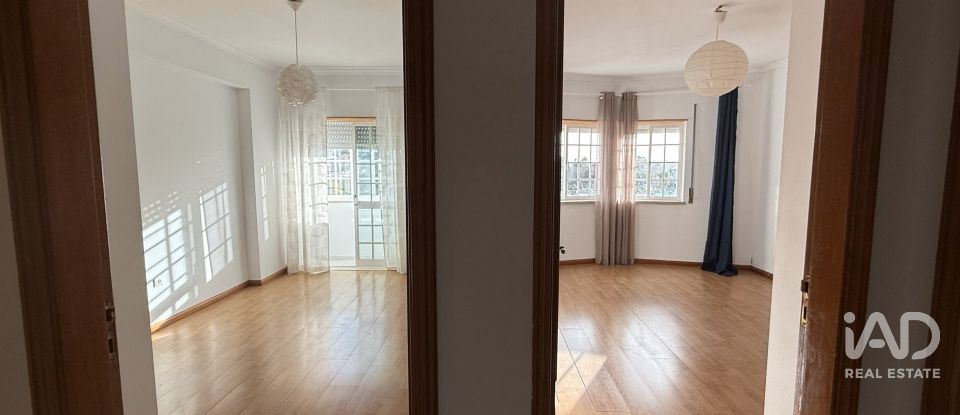 Appartement T2 à Fernão Ferro de 82 m²