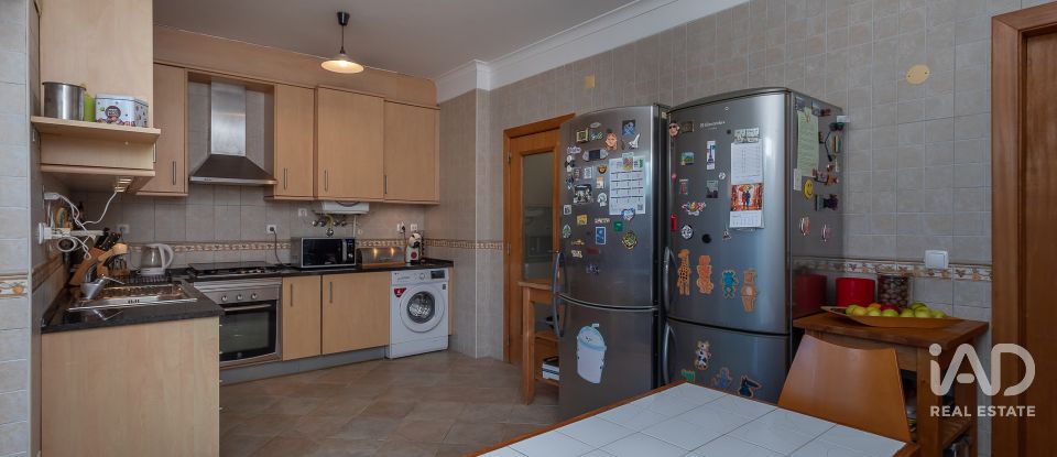 Maison T5 à Azeitão (São Lourenço e São Simão) de 234 m²