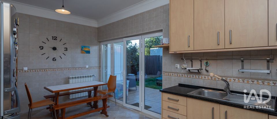 Maison T5 à Azeitão (São Lourenço e São Simão) de 234 m²