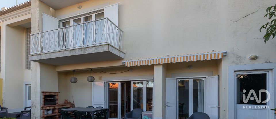 Maison T5 à Azeitão (São Lourenço e São Simão) de 234 m²