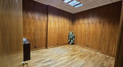 Boutique/Local commercial à Laranjeiro e Feijó de 75 m²