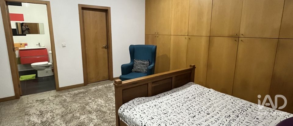 Maison T4 à Gondomar (São Cosme), Valbom e Jovim de 284 m²