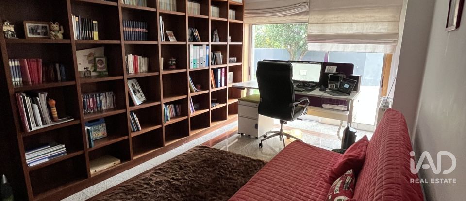 Maison T4 à Gondomar (São Cosme), Valbom e Jovim de 284 m²