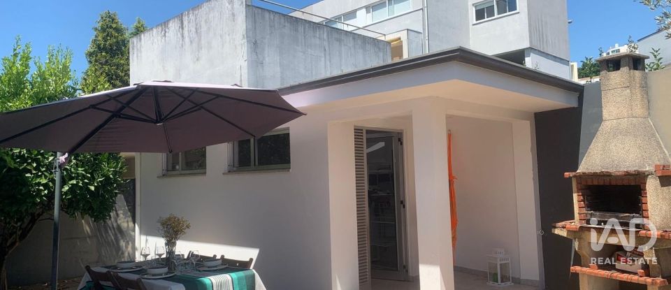Maison T4 à Gondomar (São Cosme), Valbom e Jovim de 284 m²